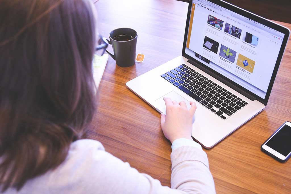 How to Force Google to Show Your Best Assets in PMax (2025 Update)